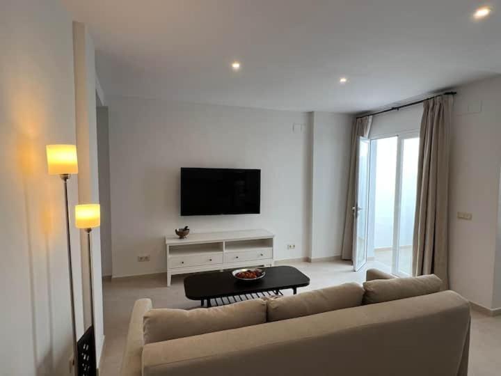 Apartamento La Canela 内尔哈 外观 照片