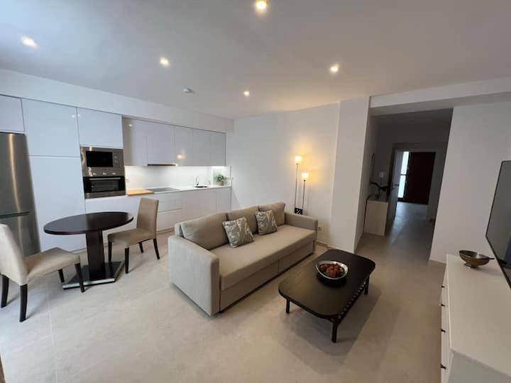 Apartamento La Canela 内尔哈 外观 照片